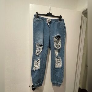 Forever 21  Blue‎ Distressed Jeans